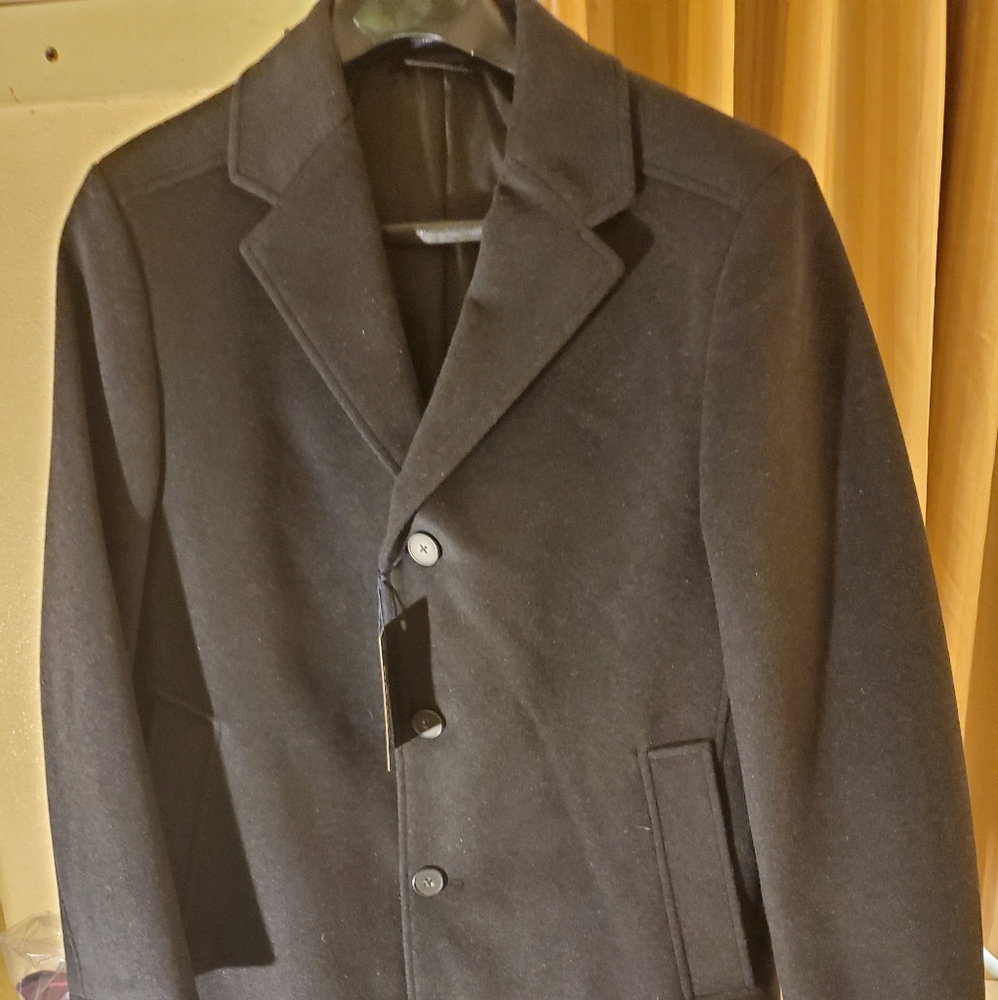 Men's peacoat